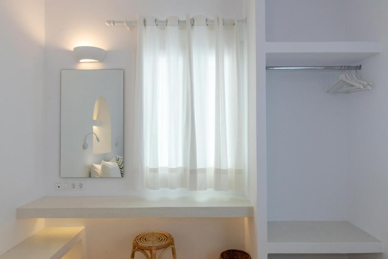 Argiro Hotel Tinos ภายนอก รูปภาพ