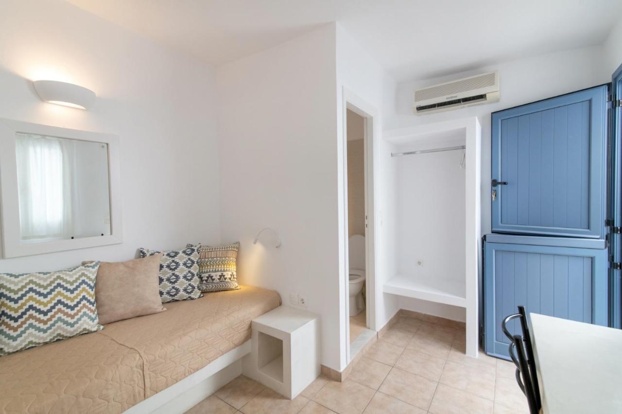 Argiro Hotel Tinos ภายนอก รูปภาพ