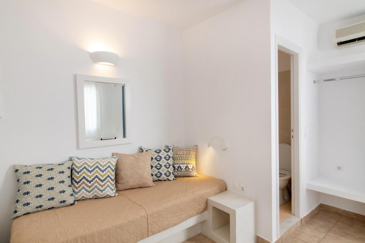 Argiro Hotel Tinos ภายนอก รูปภาพ