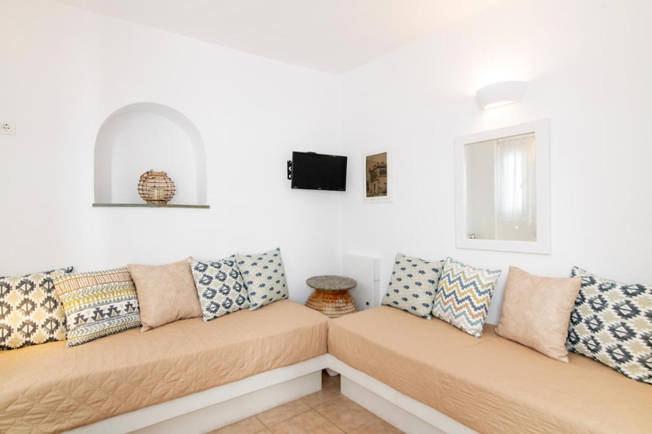 Argiro Hotel Tinos ภายนอก รูปภาพ